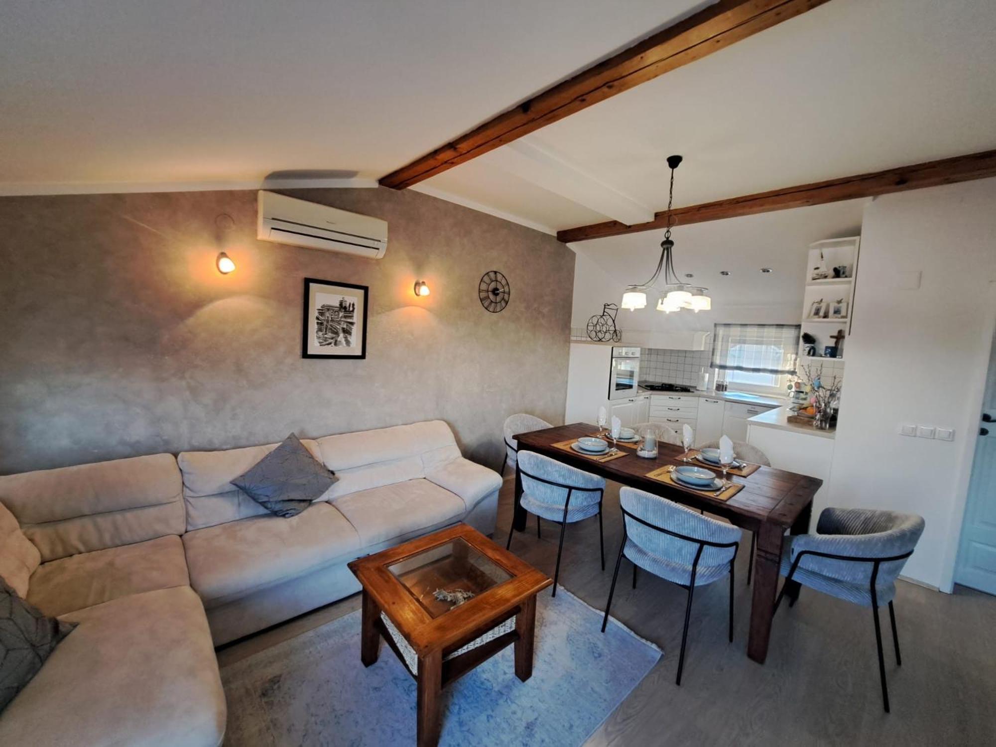 Apartman Lucia 珀塞达耶 外观 照片